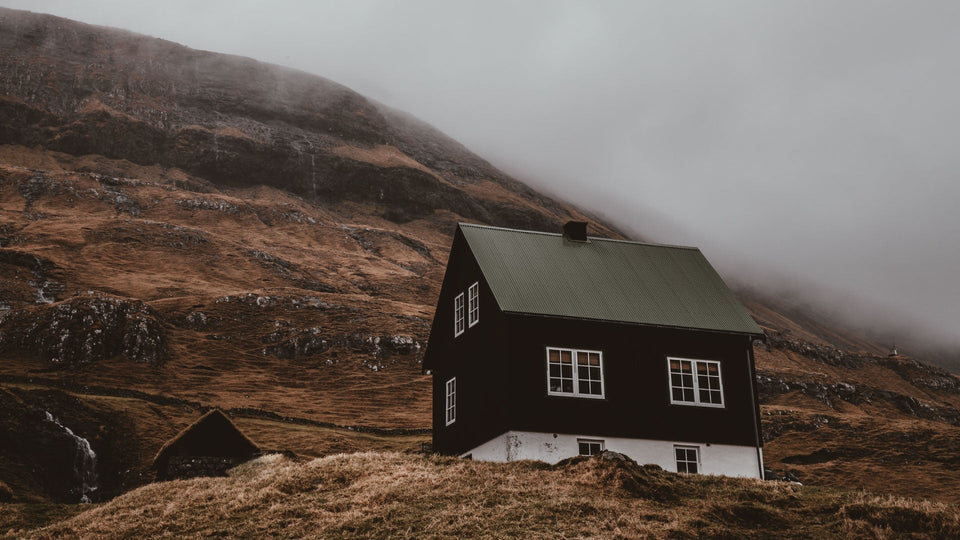 Off-The-Grid Stays For An Epic Escape