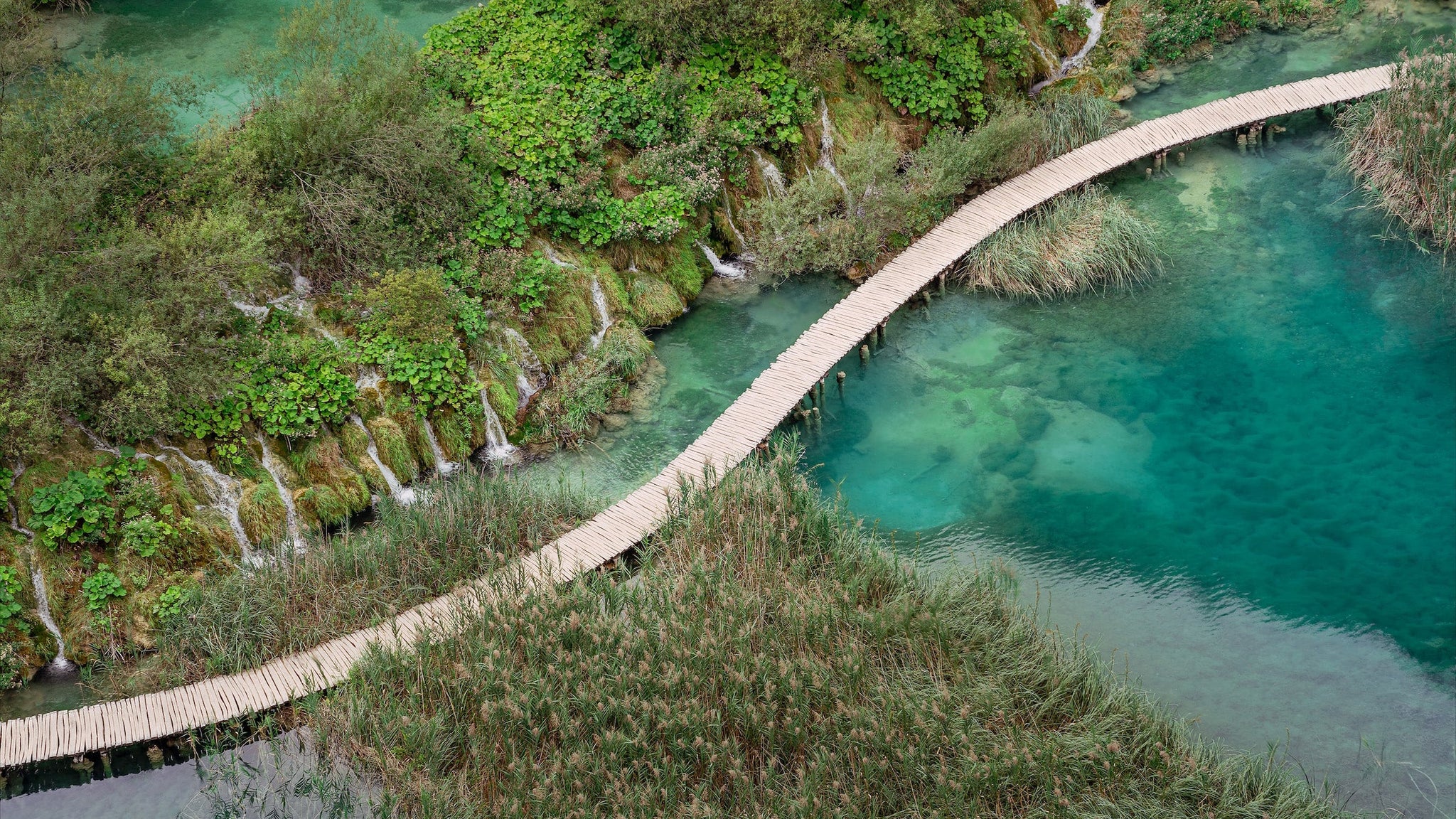 A landscape shot of Croatian Lakes