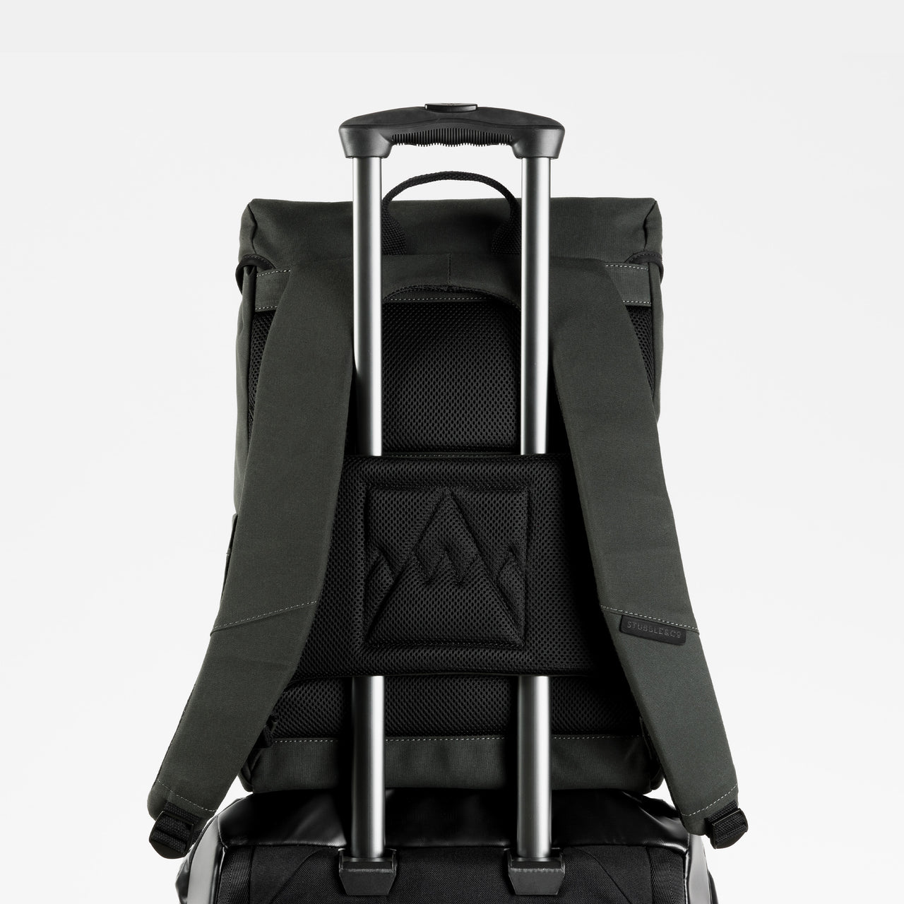 A studio shot of the luggage sleeve on the Backpack 20L in Pirate