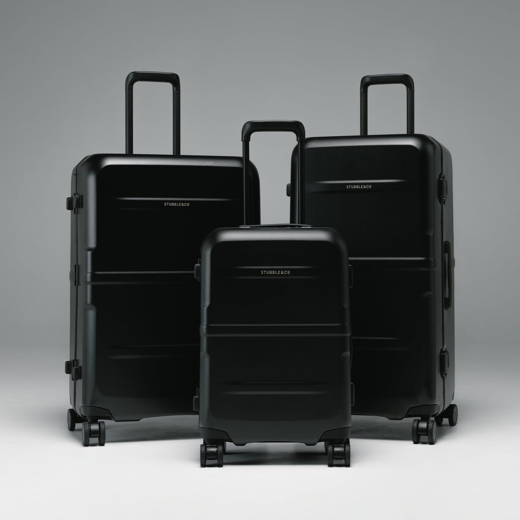 A studio shot of the Hardshell Pro Range in black and Transit Green