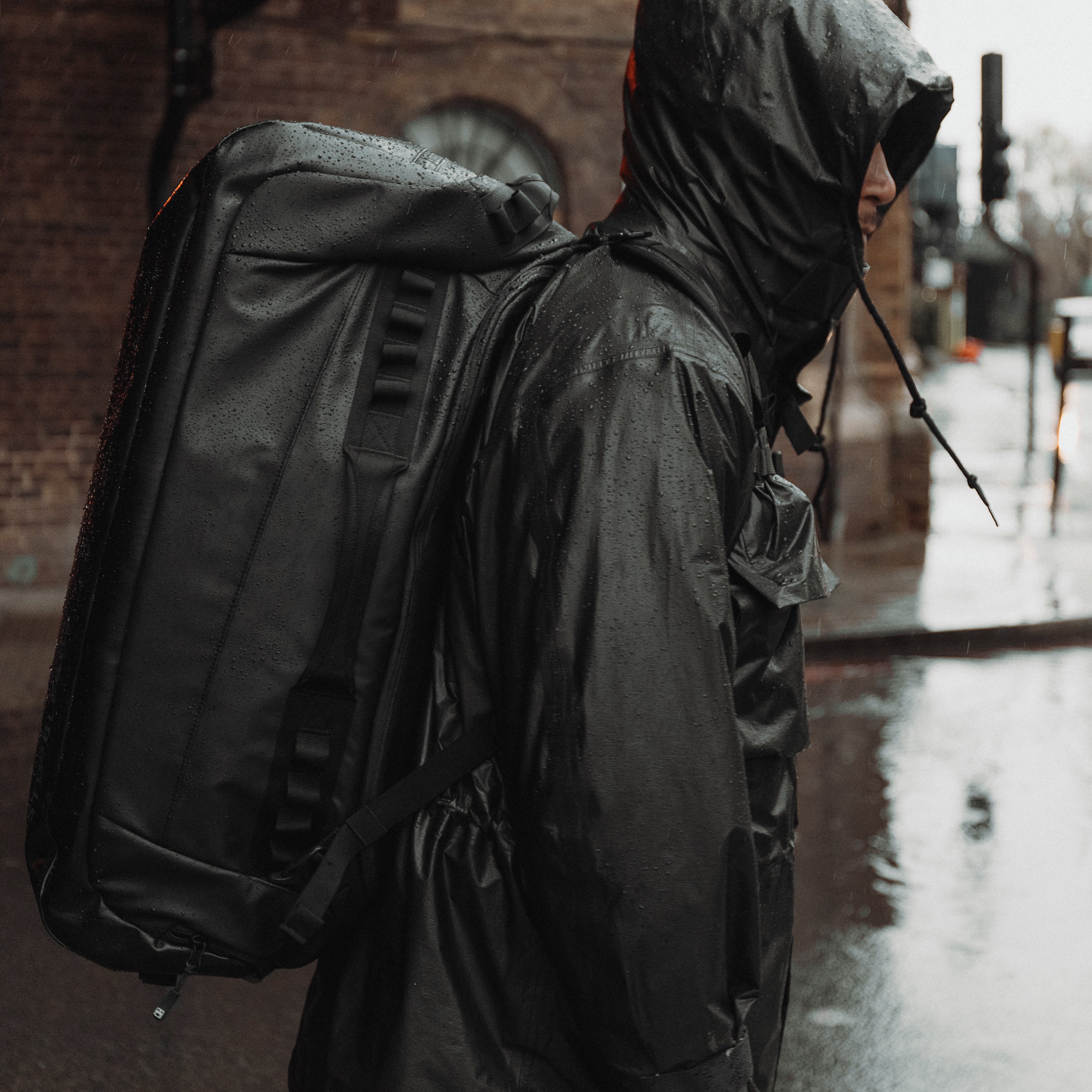 65l backpack carry on online