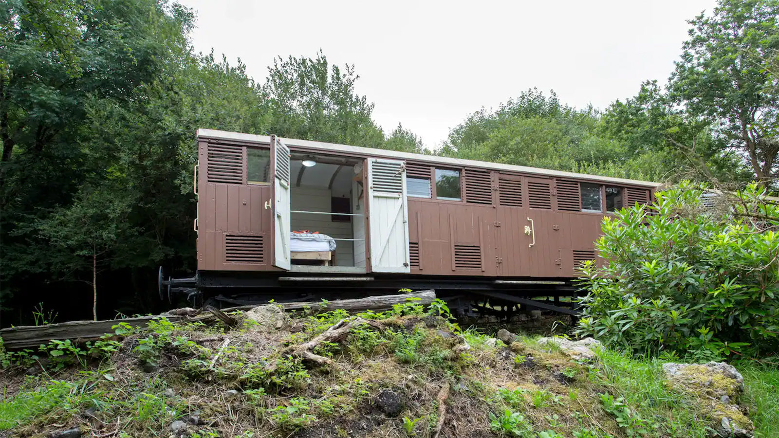 A picture of the Railway Carriage Air bNb