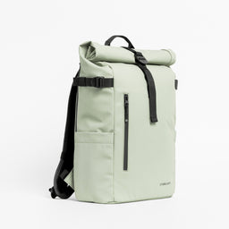 A studio shot of the front and sider of the Roll Top 20L in Soft Mint