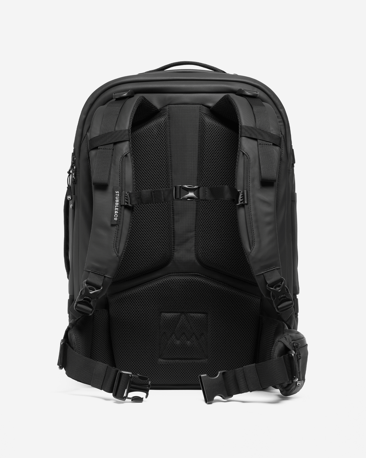A gif showing the removable waist strap and tuck-away chest straps on the travel backpack 40l