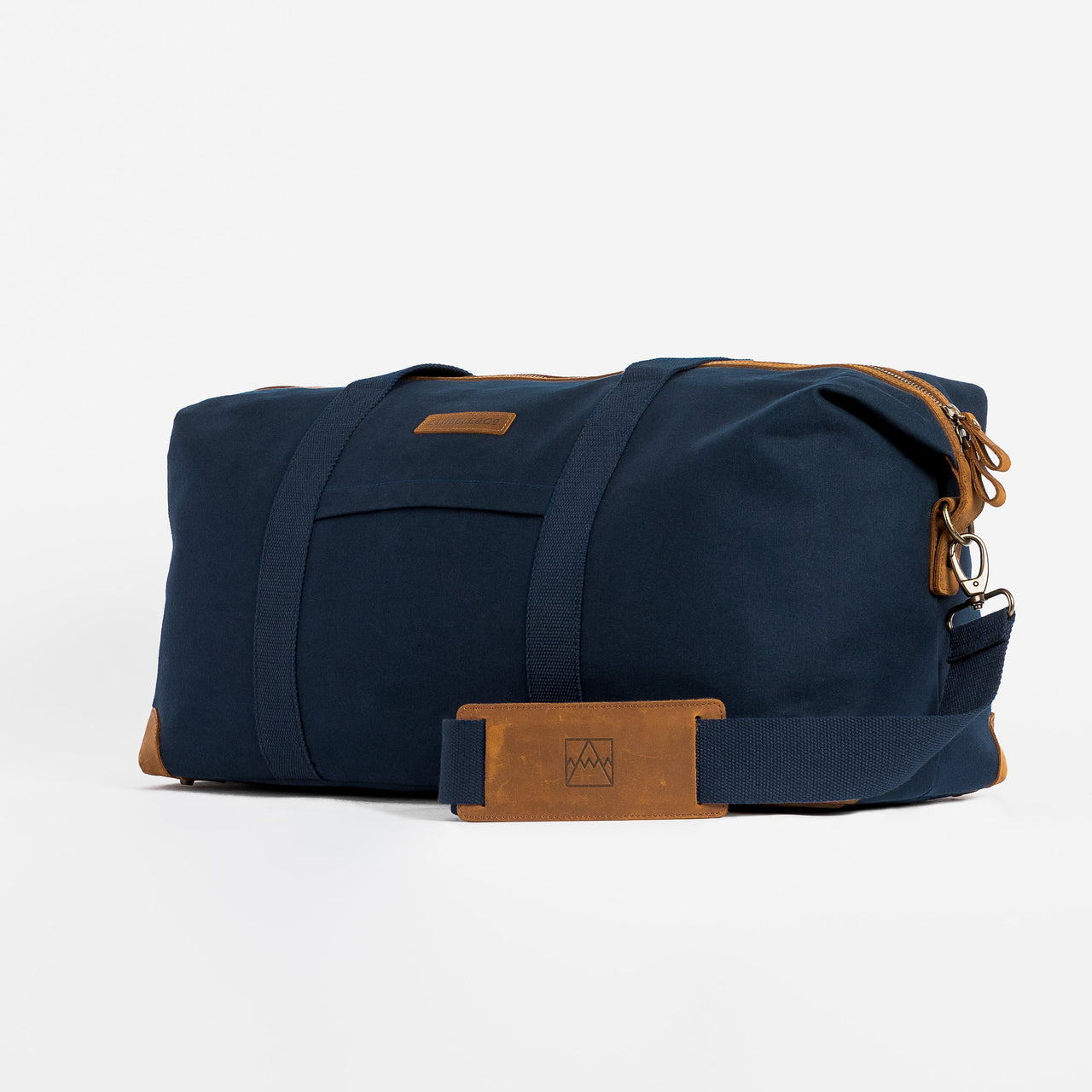 The Weekender duffle bag in Navy