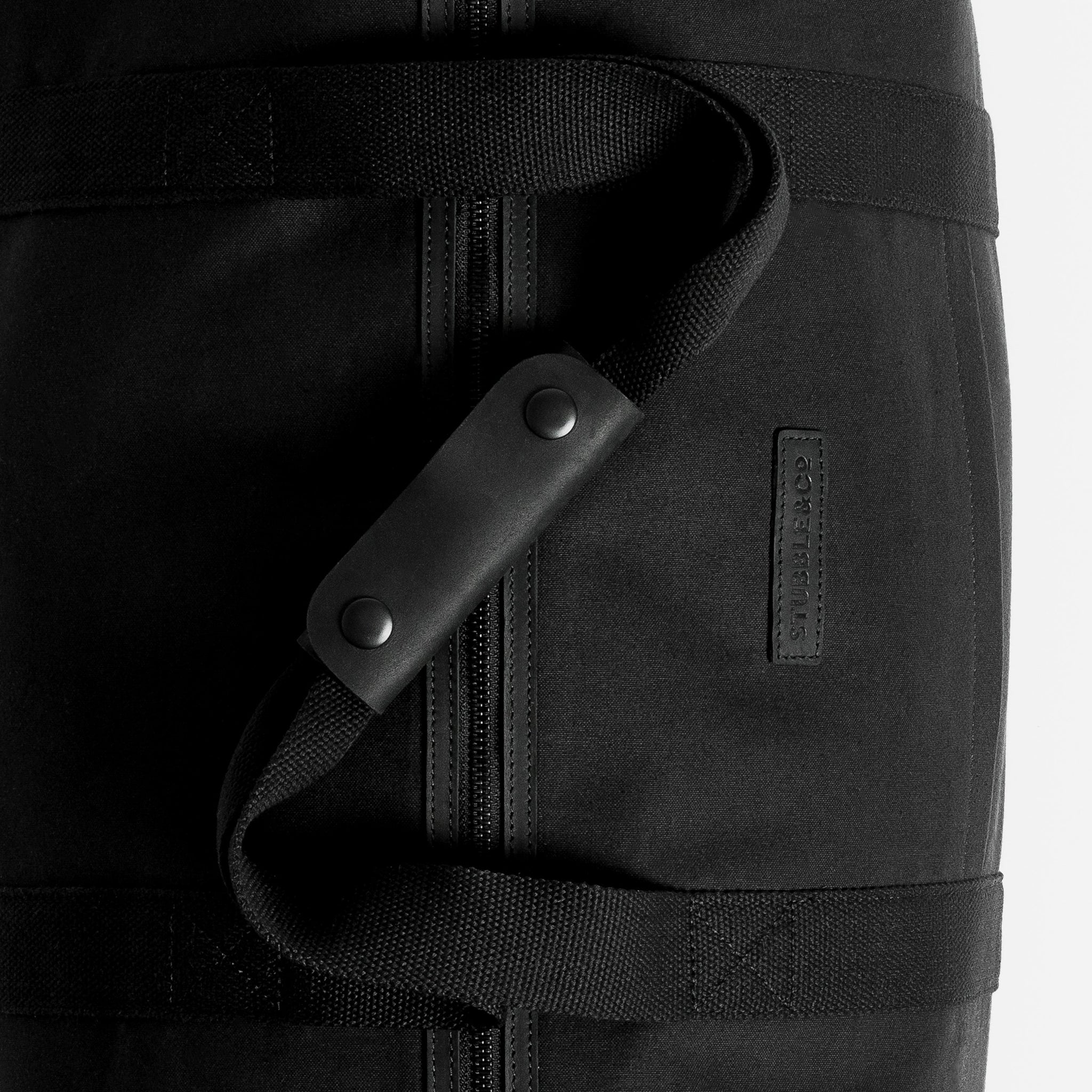 The Weekender XL duffle bag in All Black