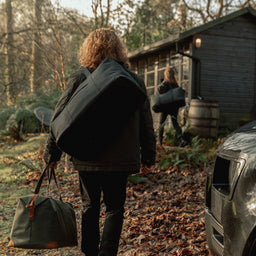 The Weekender XL duffle bag in All Black